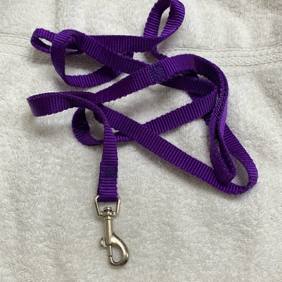 Purple knit leash 6 foot 🔴 - Picture 1 of 3